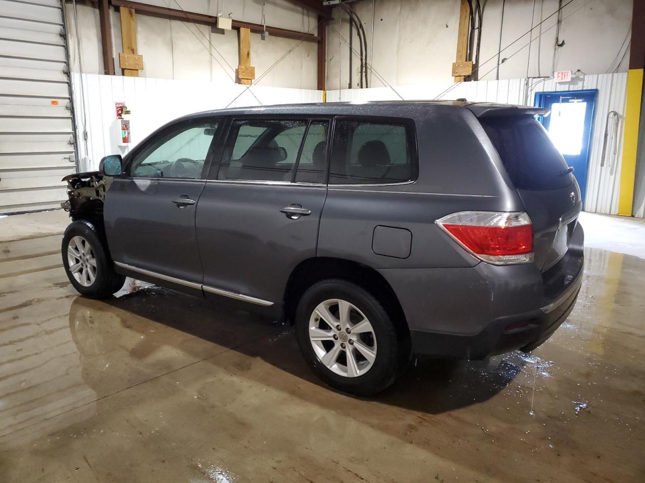 2012 TOYOTA HIGHLANDER - Image 2
