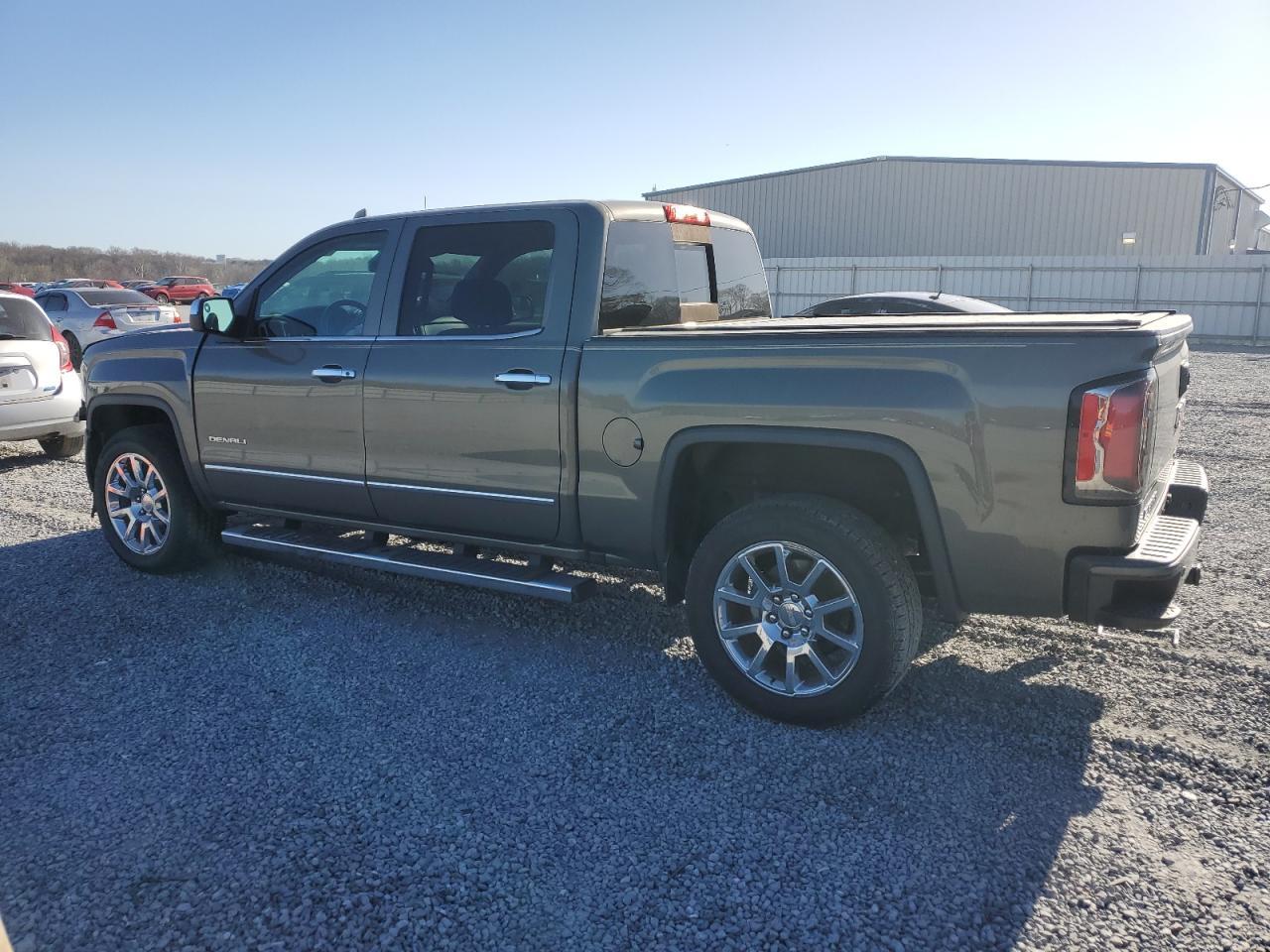 2018 GMC SIERRA K15 - Фото 2