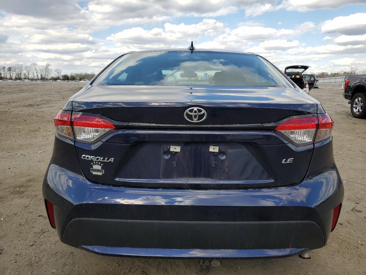 2022 TOYOTA COROLLA LE - Image 6
