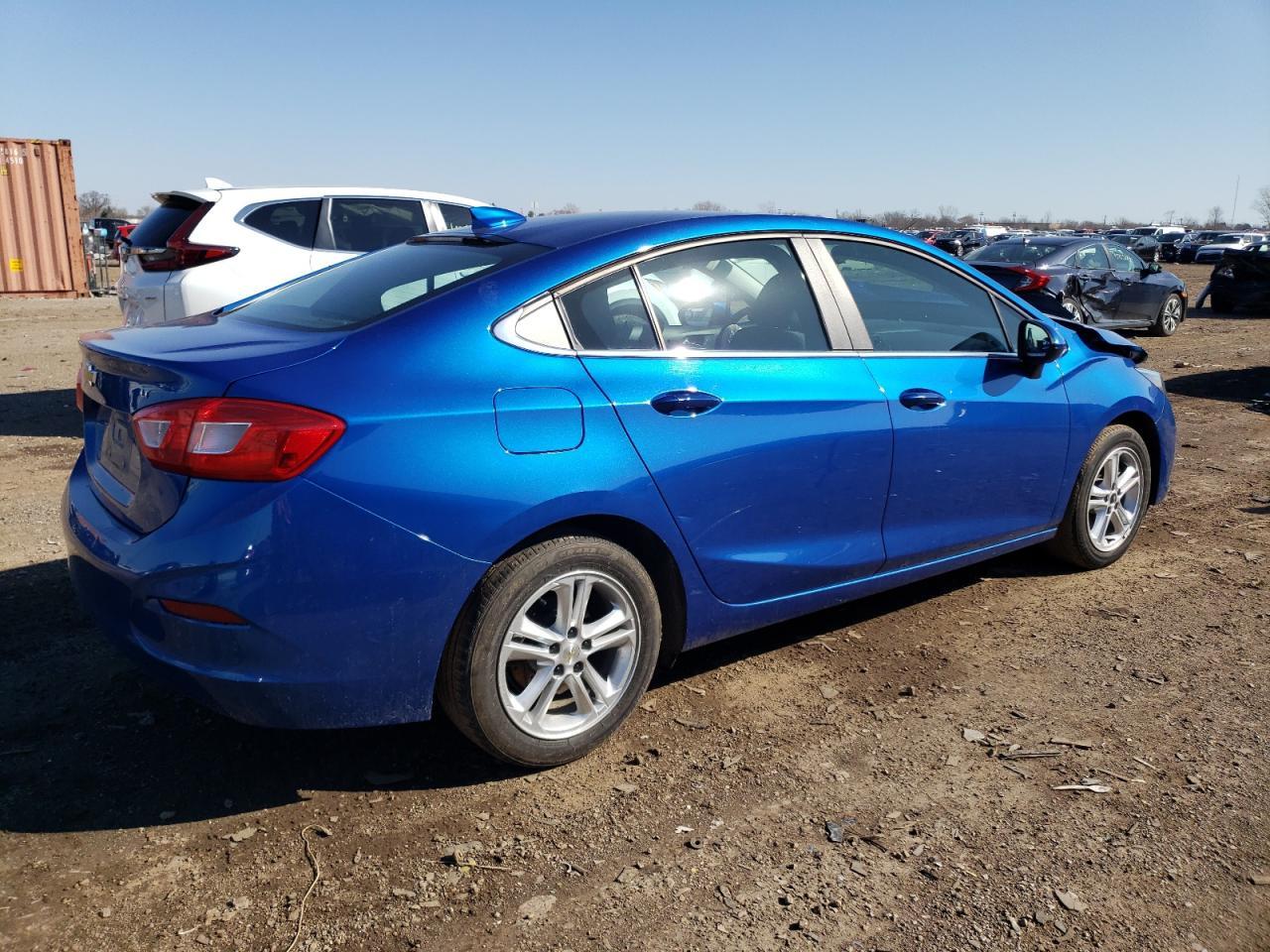 2017 CHEVROLET CRUZE LT - Image 3