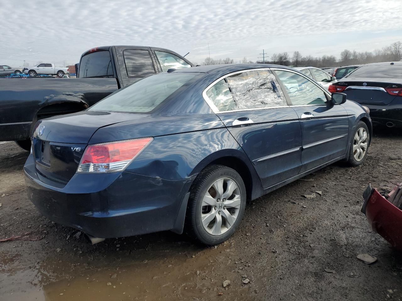 2010 HONDA ACCORD EXL - Фото 3