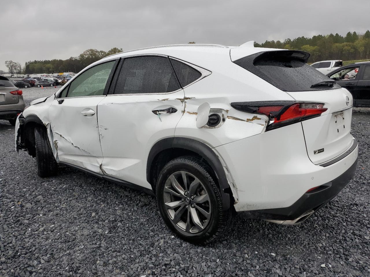 2016 LEXUS NX 200T BA - Фото 2