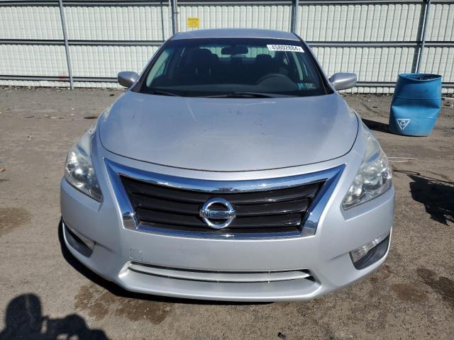 2015 Nissan Altima 2.5 - Image 5