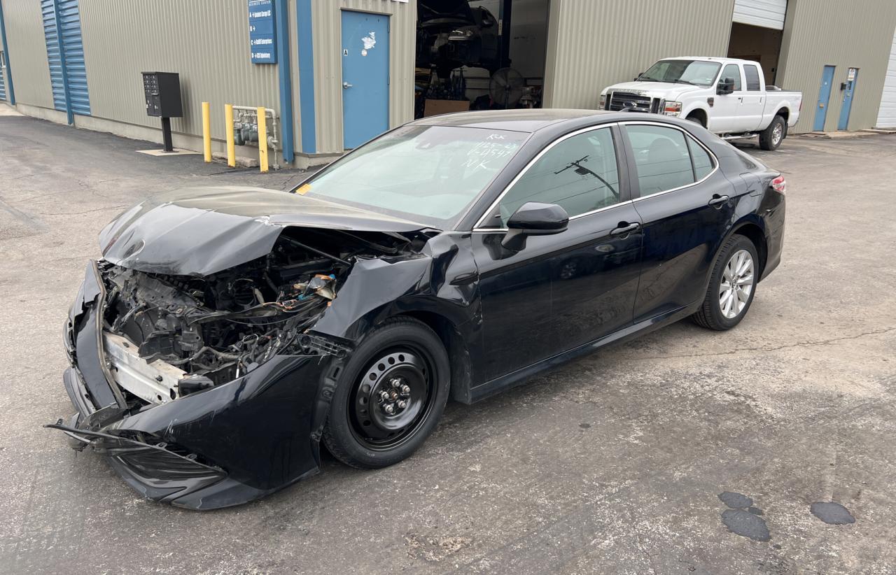 2018 TOYOTA CAMRY L - Фото 2