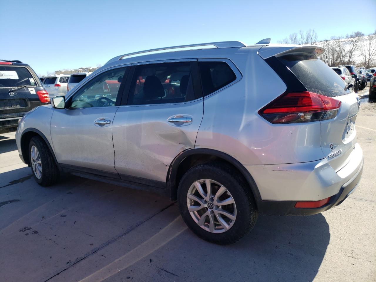 2017 NISSAN ROGUE S - Фото 2