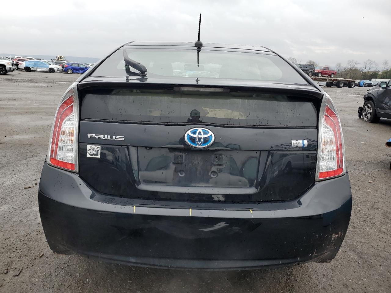 2015 TOYOTA PRIUS - Фото 6