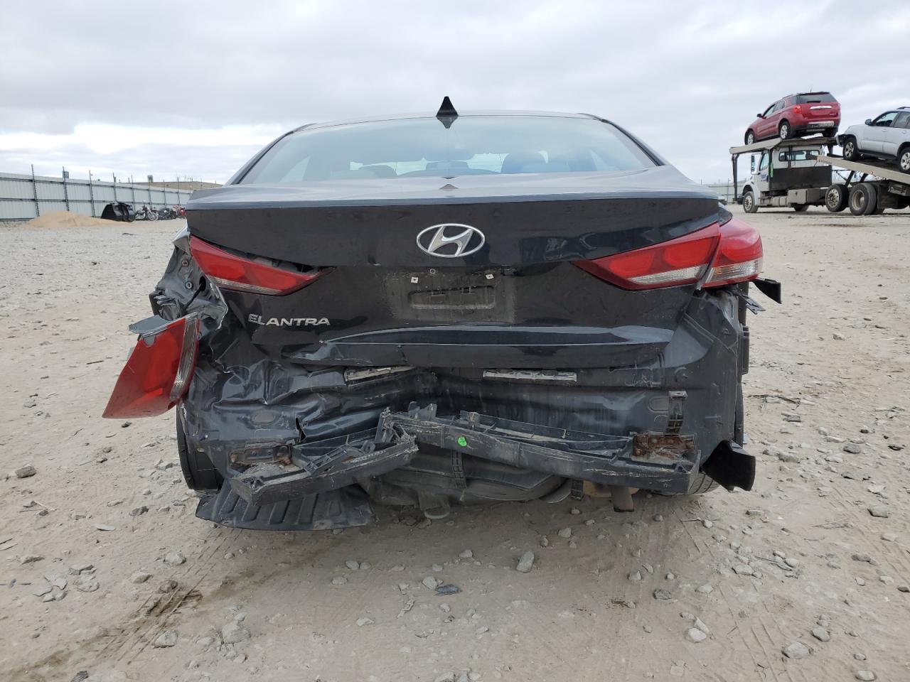 2017 HYUNDAI ELANTRA SE - Фото 6