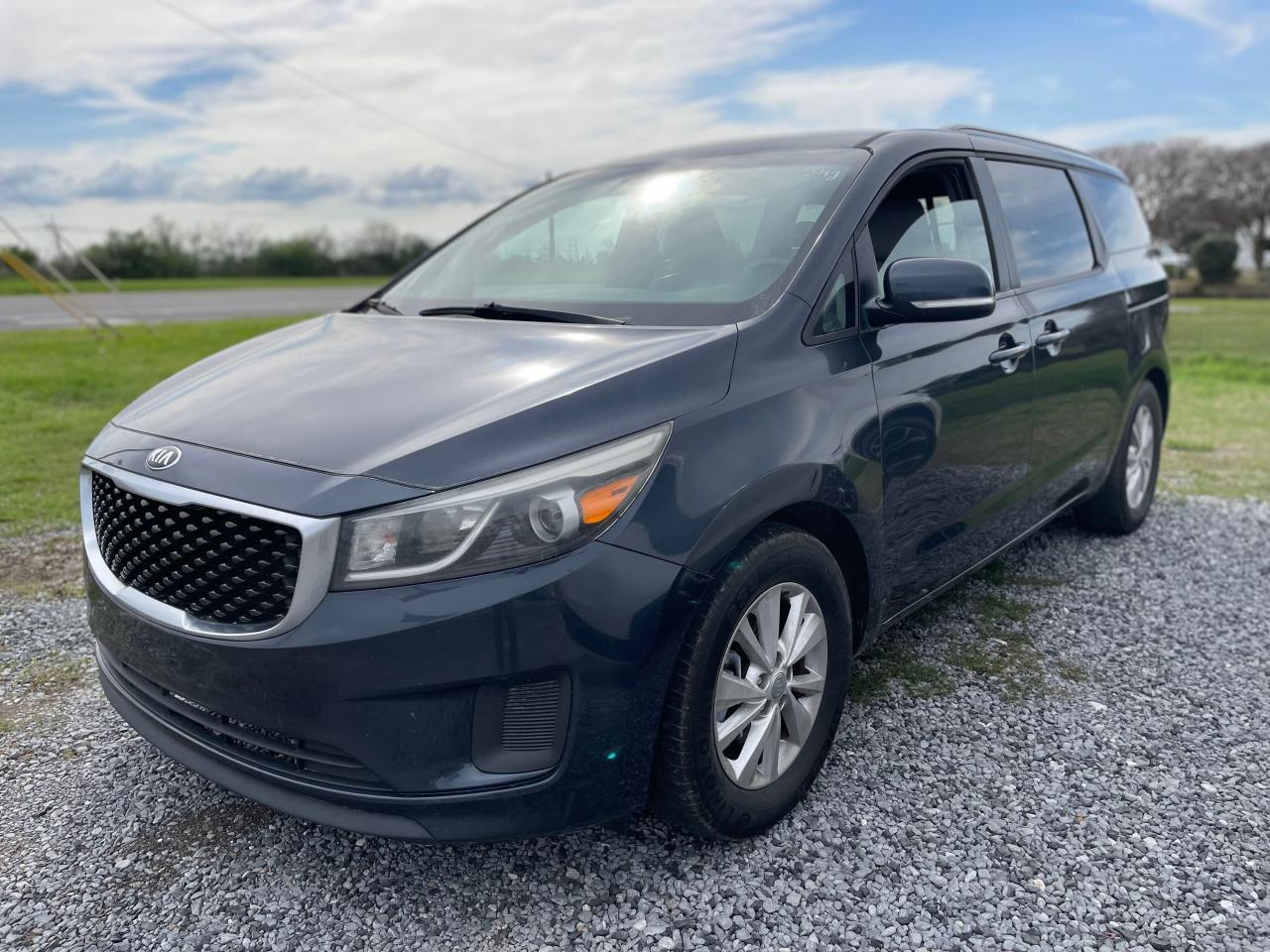 2016 KIA SEDONA LX - Image 2