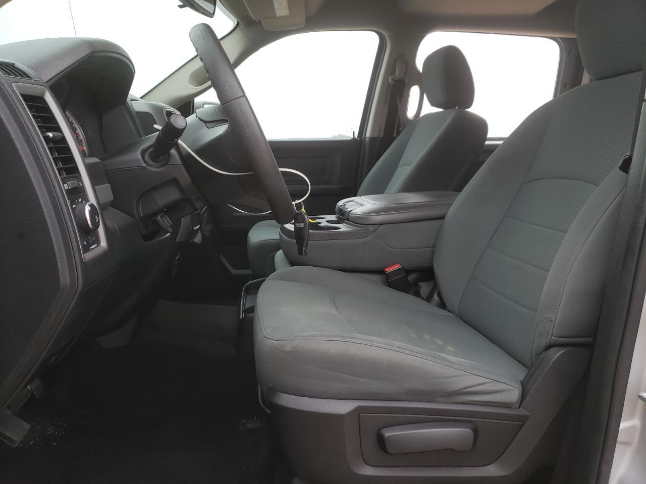 2015 RAM 1500 ST - Image 7