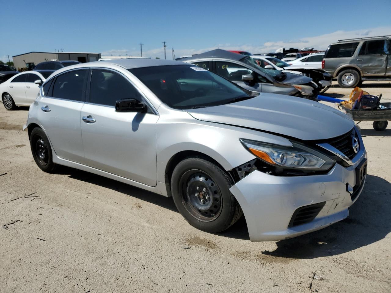 2017 NISSAN ALTIMA 2.5 - Фото 4