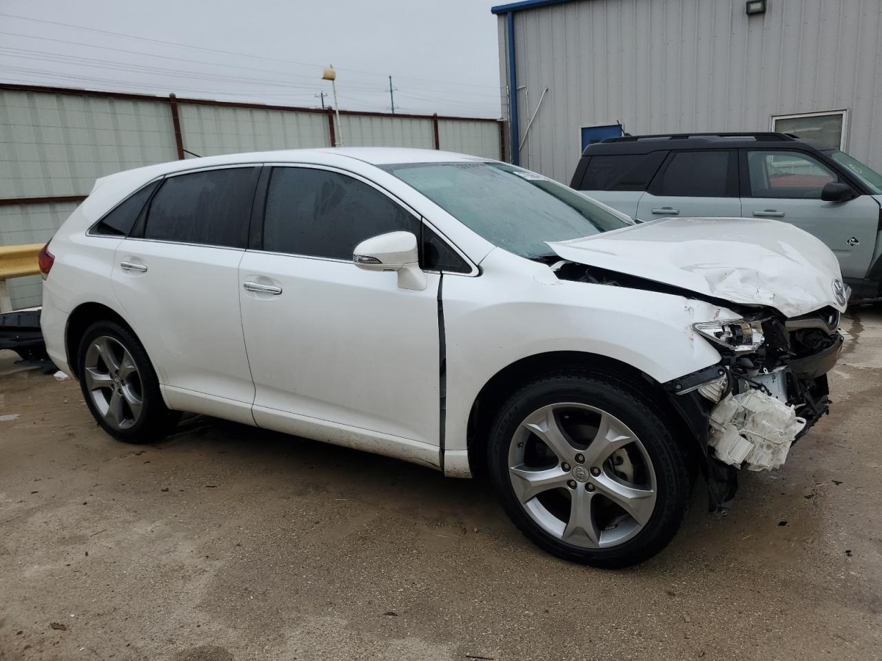 2013 TOYOTA VENZA LE - Фото 4