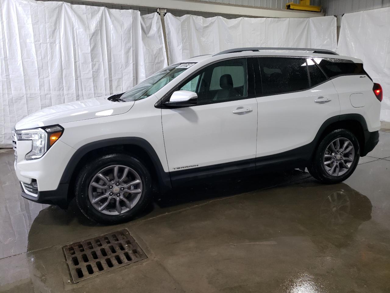 2023 GMC TERRAIN SL