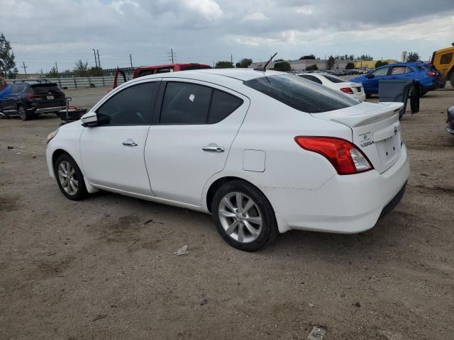 2015 Nissan Versa S - Фото 2