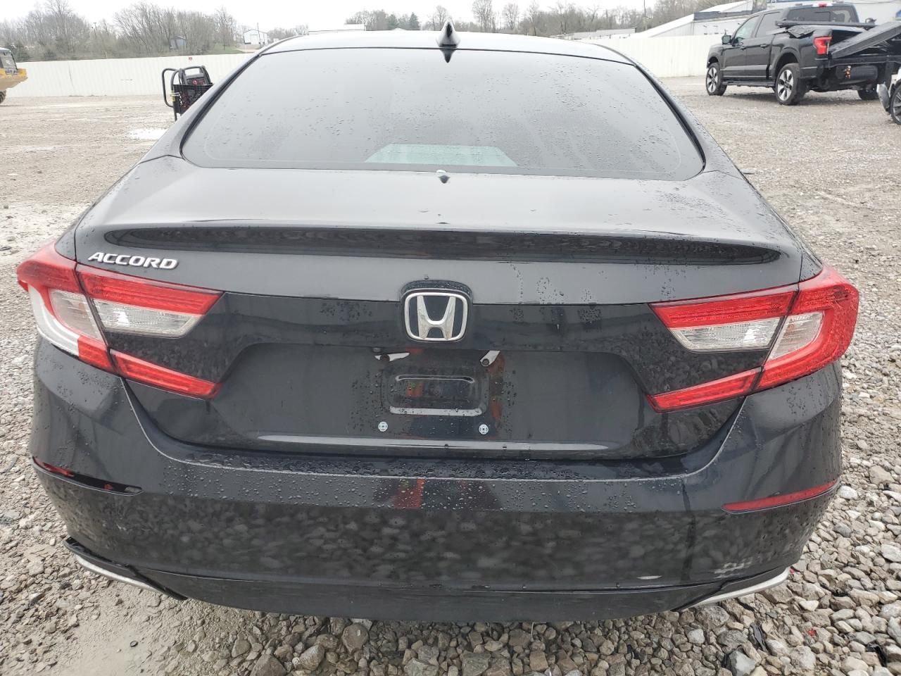 2018 HONDA ACCORD LX - Image 6
