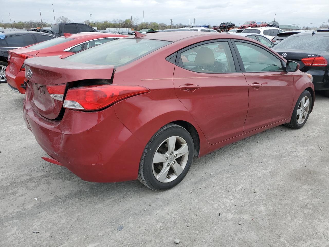 2013 HYUNDAI ELANTRA GL - Image 3