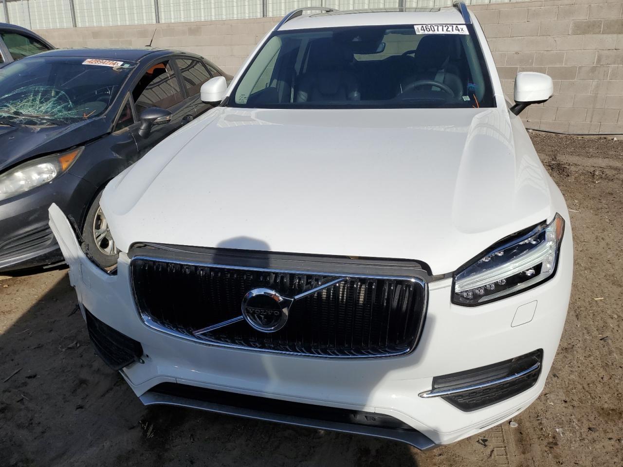 2016 VOLVO XC90 T5 - Фото 5