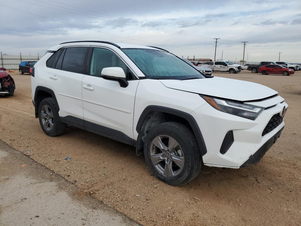 2022 TOYOTA RAV4 XLE - Image 4