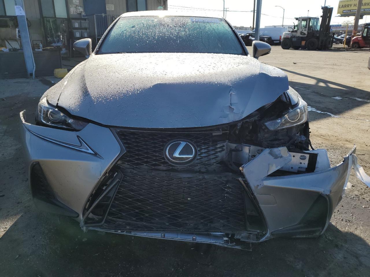 2019 LEXUS IS 300 - Image 5