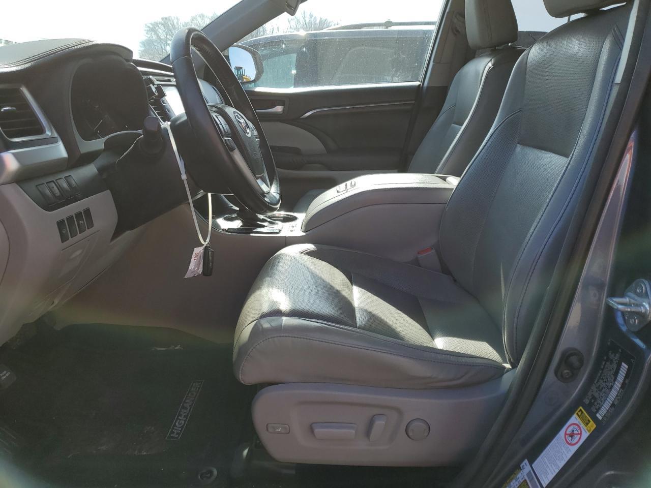 2014 TOYOTA HIGHLANDER - Фото 7