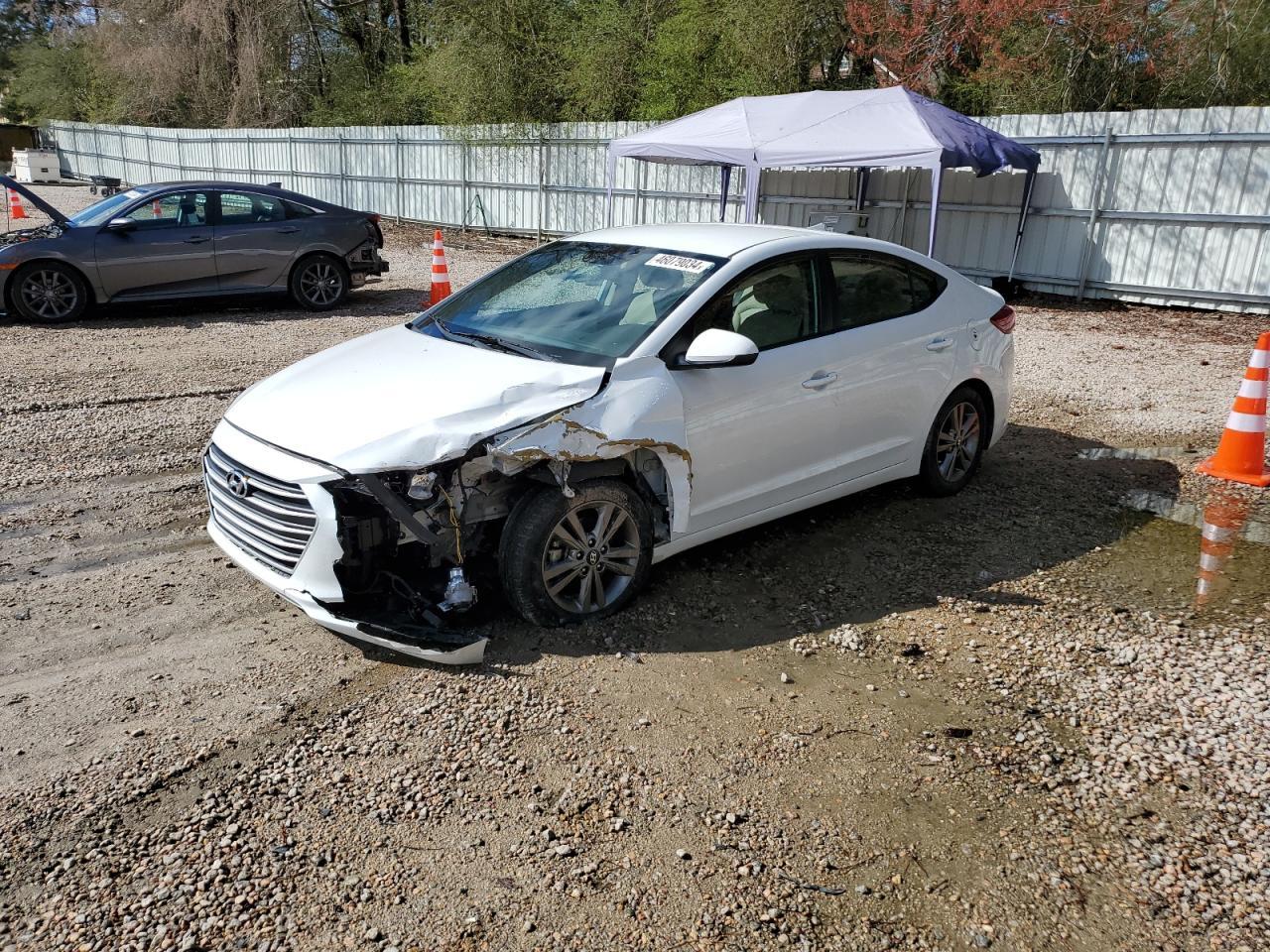 2018 HYUNDAI ELANTRA SE