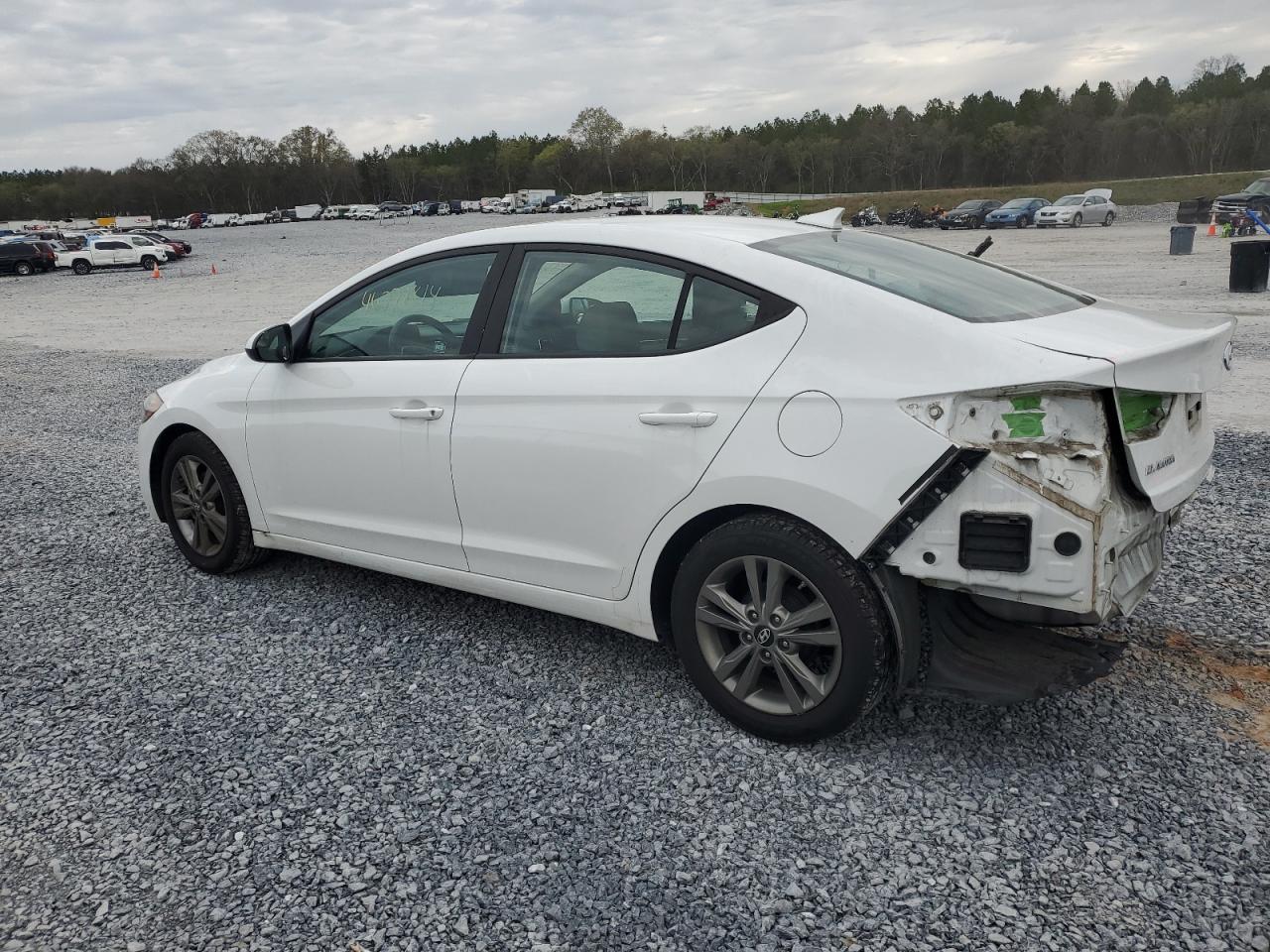 2017 HYUNDAI ELANTRA SE - Фото 2