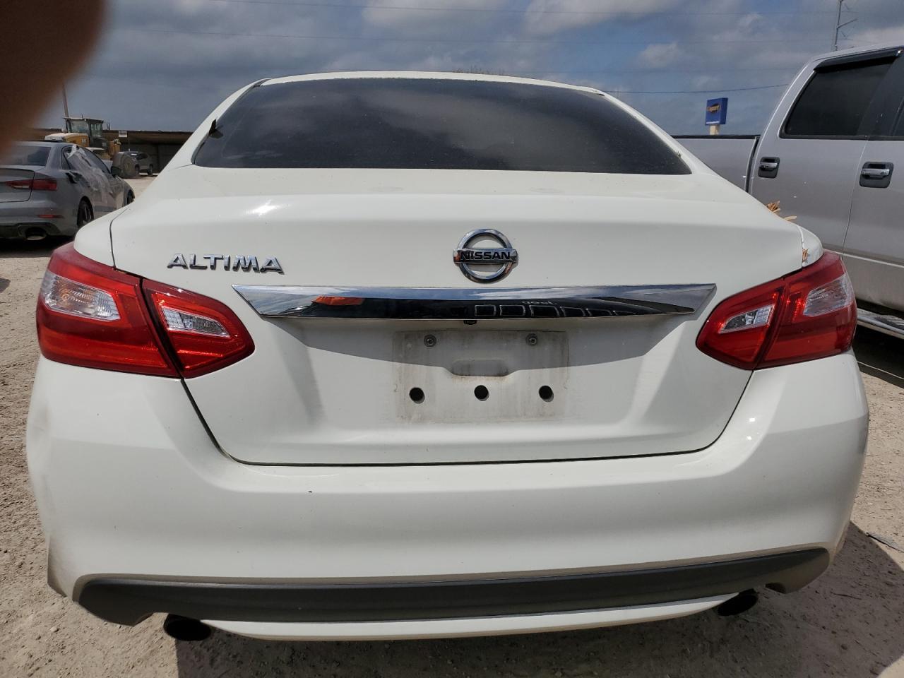 2017 NISSAN ALTIMA 2.5 - Фото 6