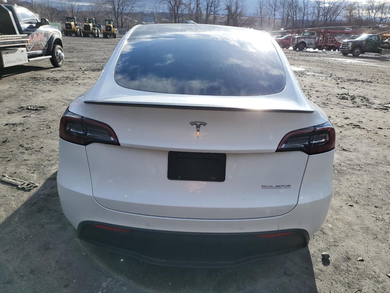 2022 TESLA MODEL Y - Image 6