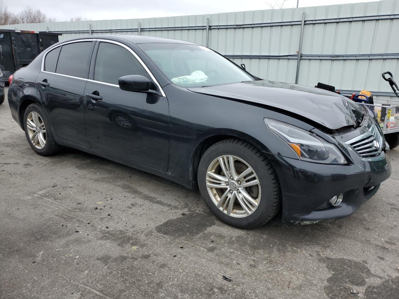 2012 INFINITI G37 - Image 4