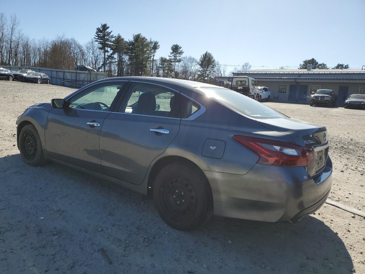 2018 NISSAN ALTIMA 2.5 - Фото 2