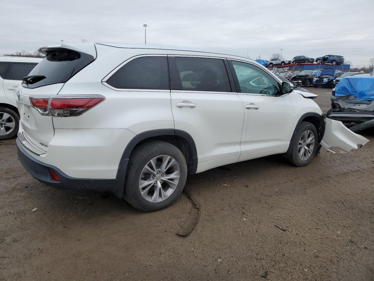 2014 TOYOTA HIGHLANDER - Фото 3