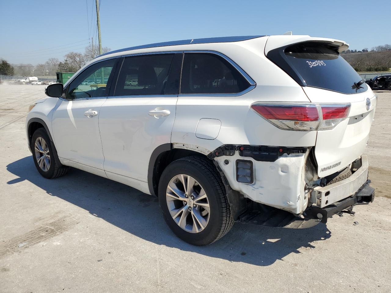 2015 TOYOTA HIGHLANDER - Image 2