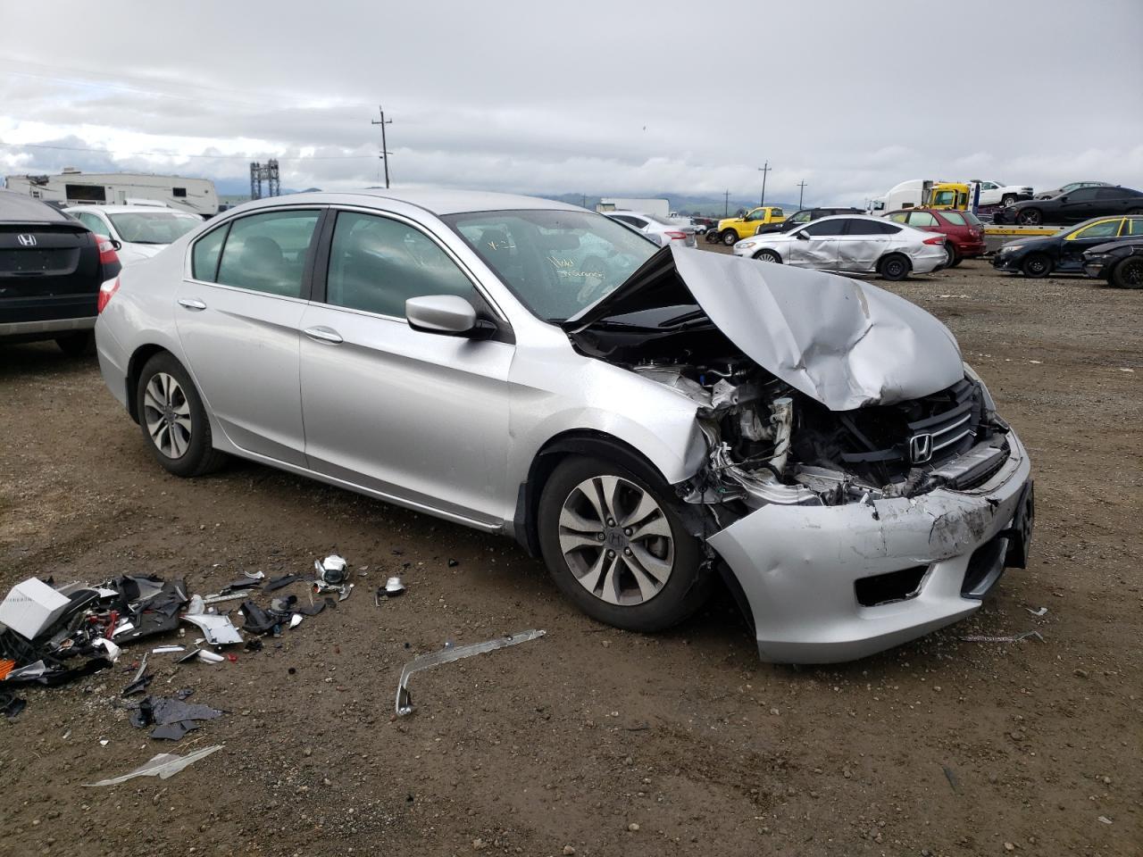 2014 HONDA ACCORD LX - Image 4