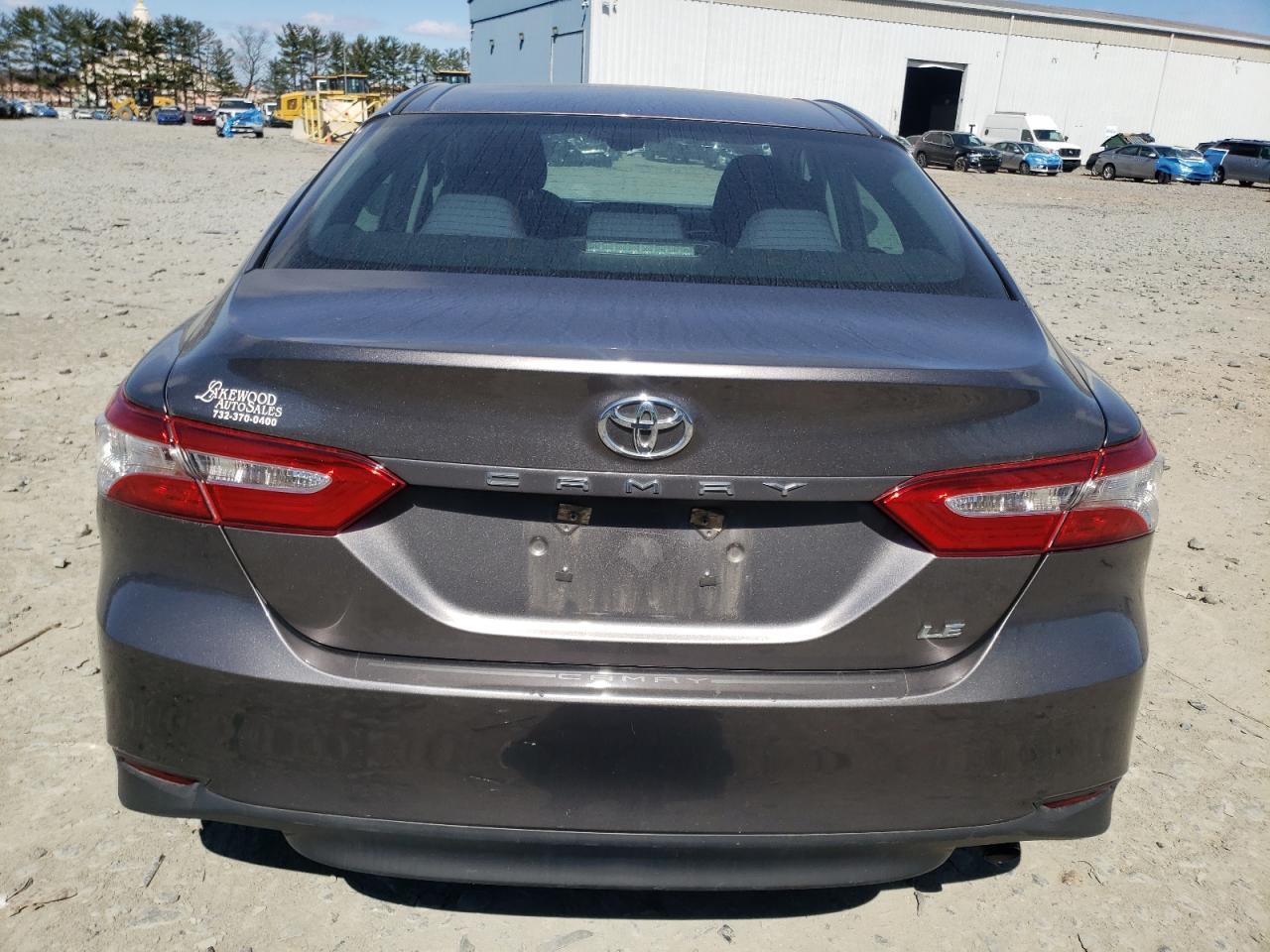 2018 TOYOTA CAMRY L - Image 6