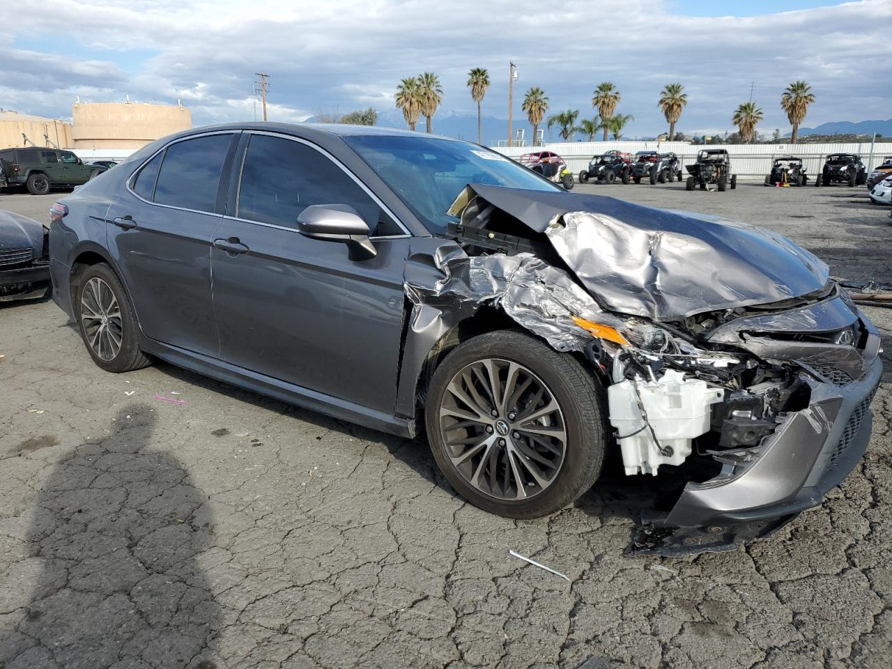 2018 TOYOTA CAMRY L - Фото 4