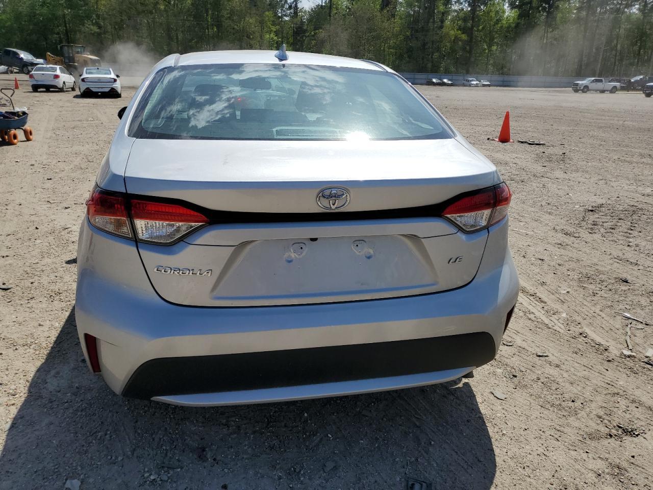 2020 TOYOTA COROLLA LE - Image 6