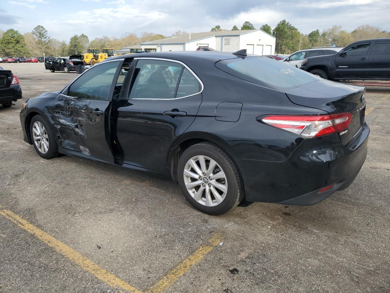 2019 TOYOTA CAMRY L - Image 2