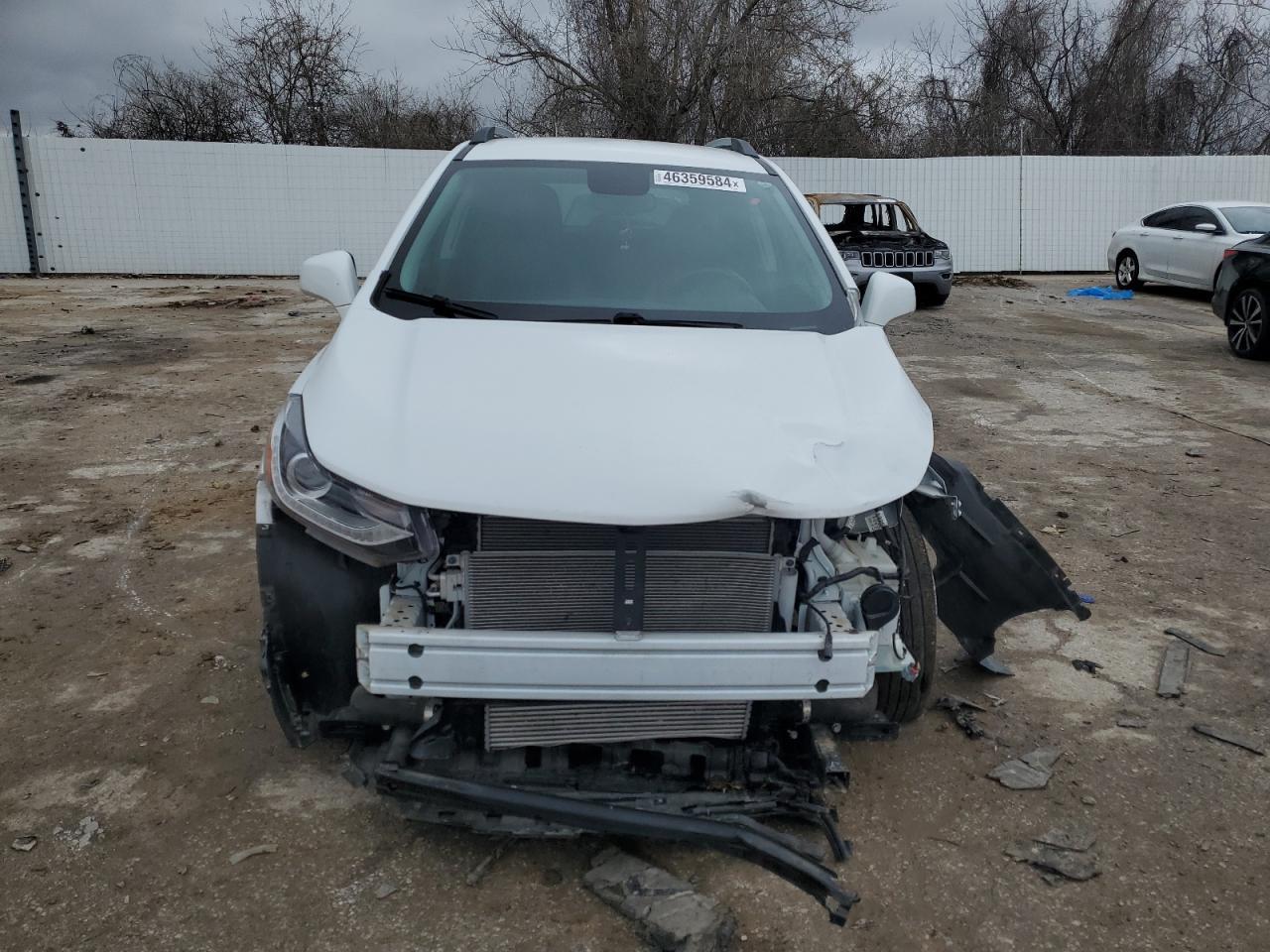 2019 CHEVROLET TRAX 1LT - Image 5