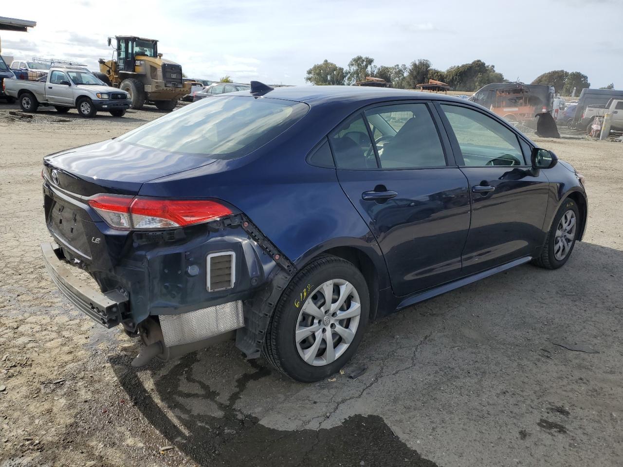 2020 TOYOTA COROLLA LE - Image 3