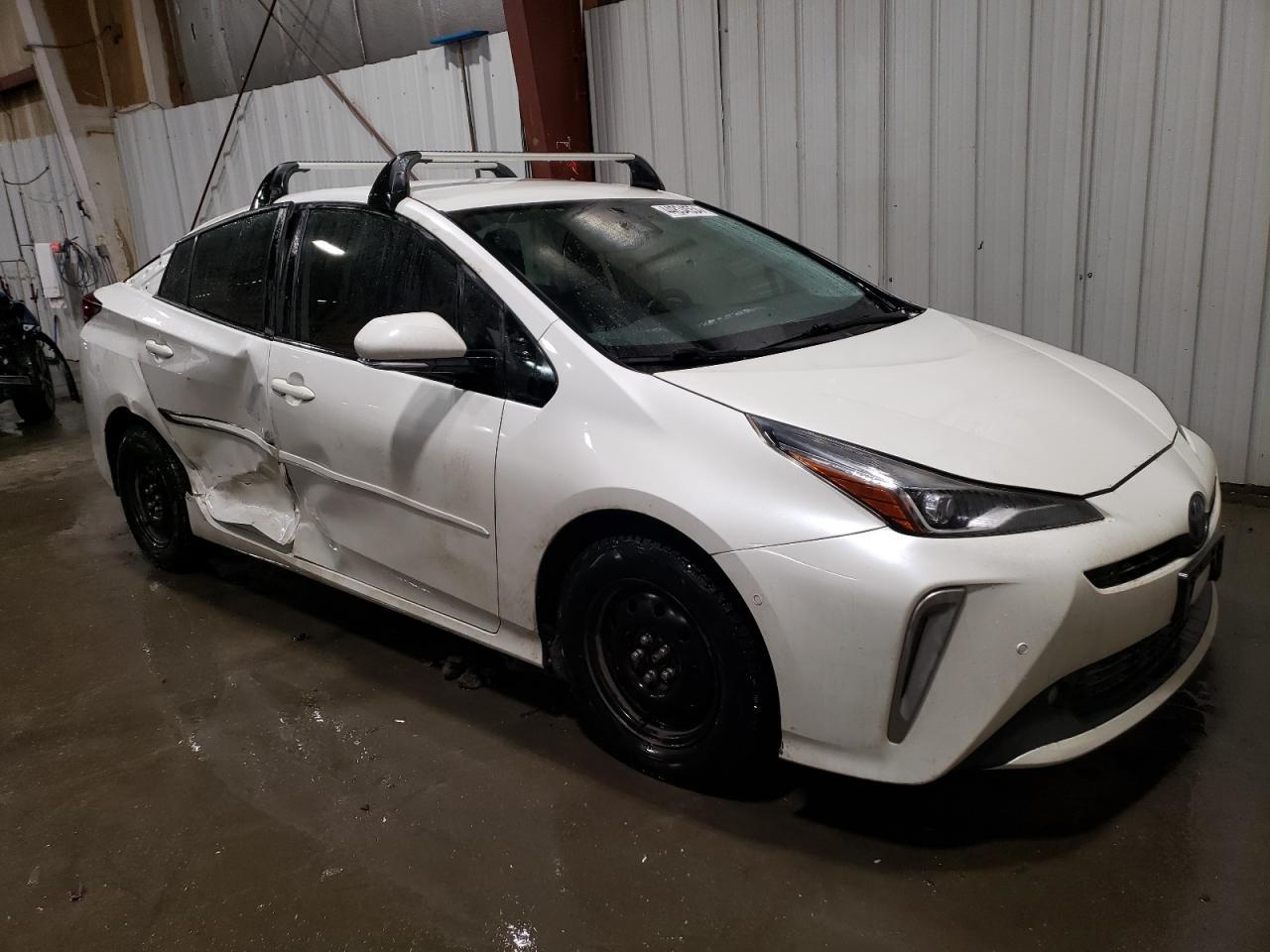 2019 TOYOTA PRIUS XLE - Image 4