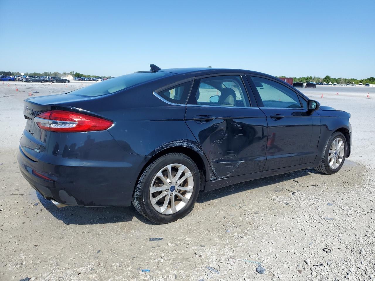 2020 FORD FUSION SE - Фото 3
