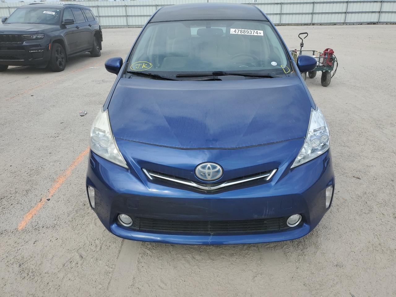 2013 TOYOTA PRIUS V - Image 5