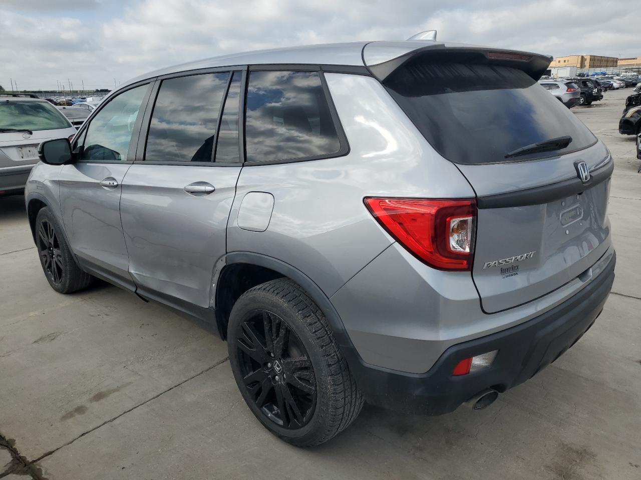 2019 HONDA PASSPORT S - Фото 2