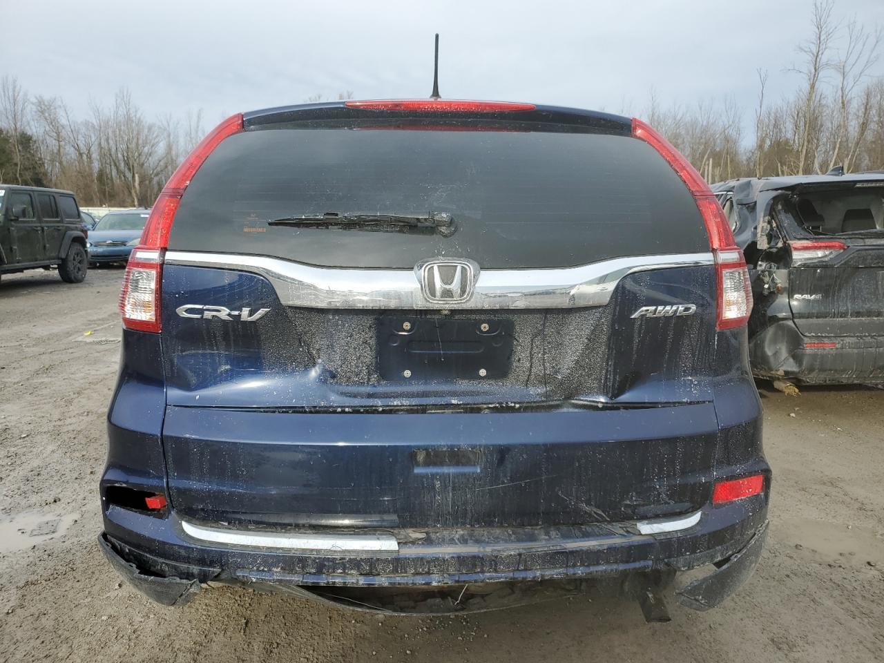 2015 HONDA CR-V LX - Image 6
