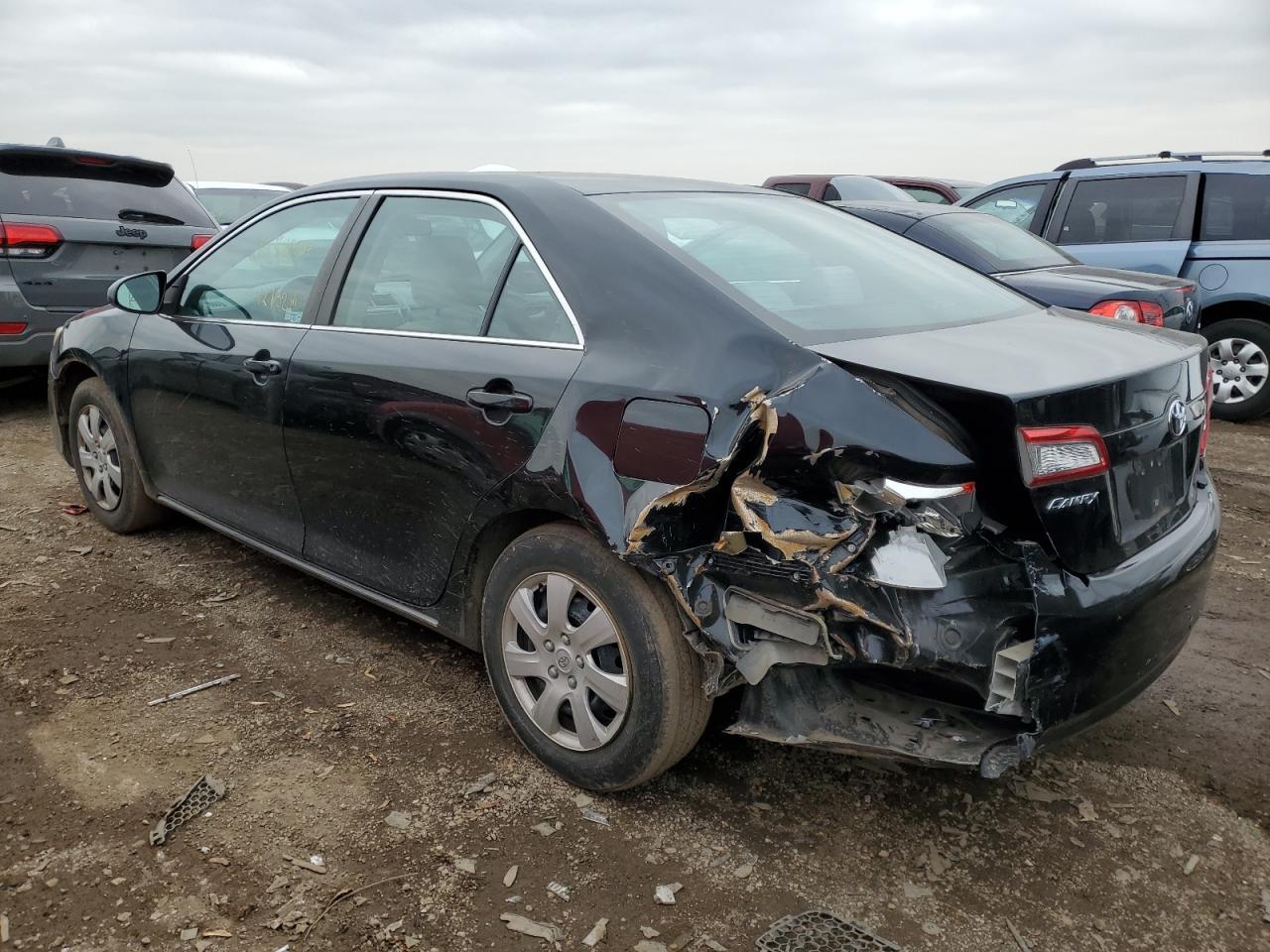 2014 TOYOTA CAMRY L - Image 2