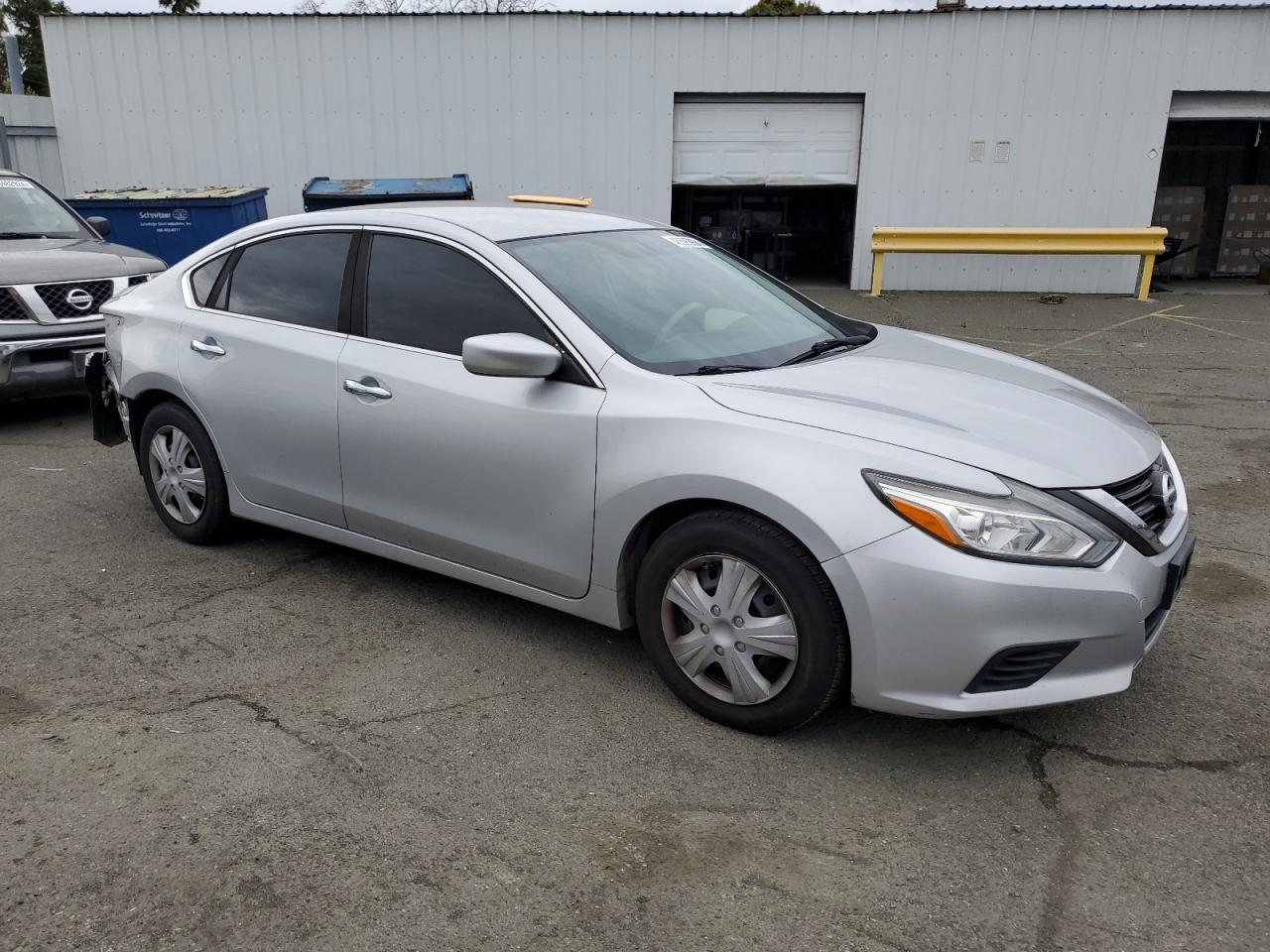 2016 NISSAN ALTIMA 2.5 - Фото 4