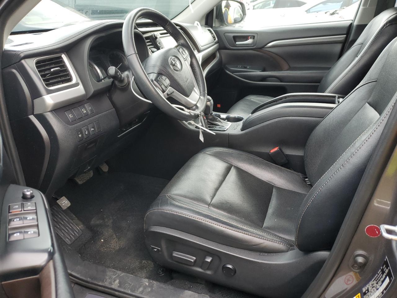 2019 TOYOTA HIGHLANDER - Image 7