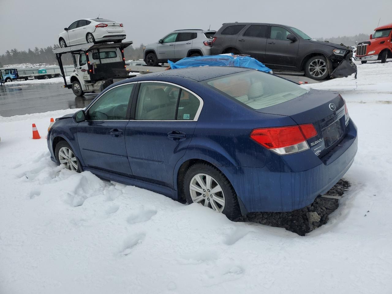 2011 SUBARU LEGACY 2.5 - Image 2