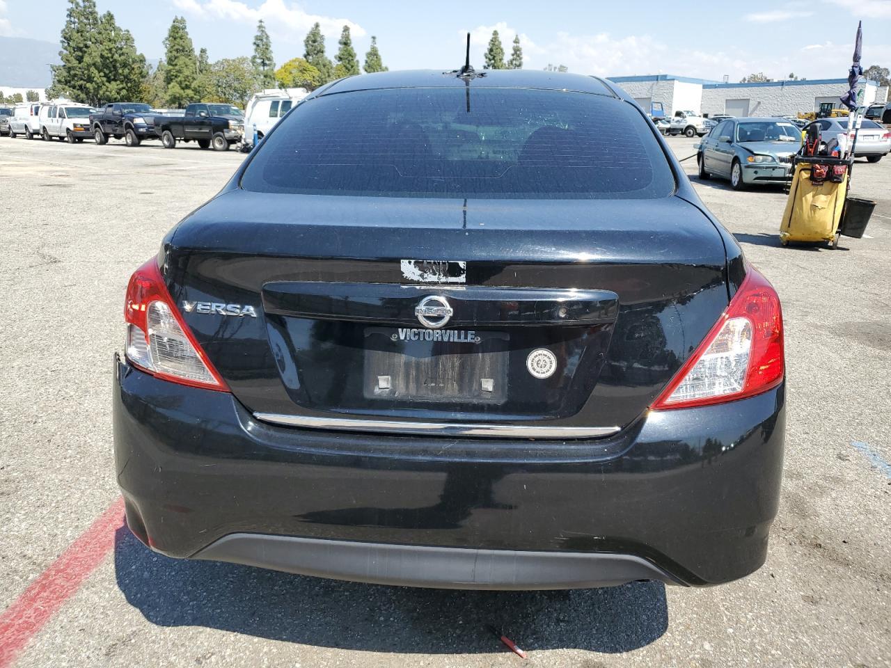 2016 NISSAN VERSA S - Фото 6