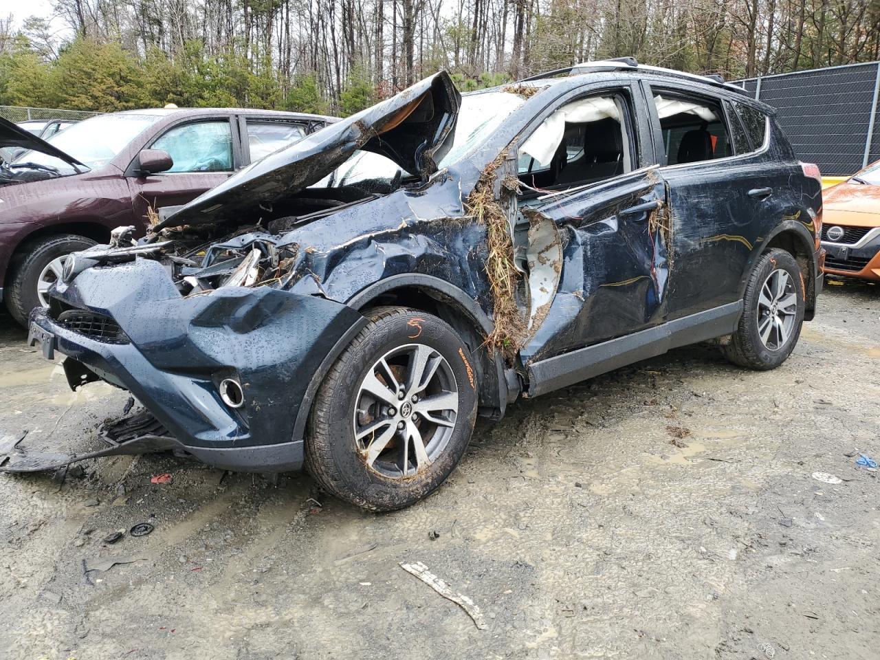 2017 TOYOTA RAV4 XLE