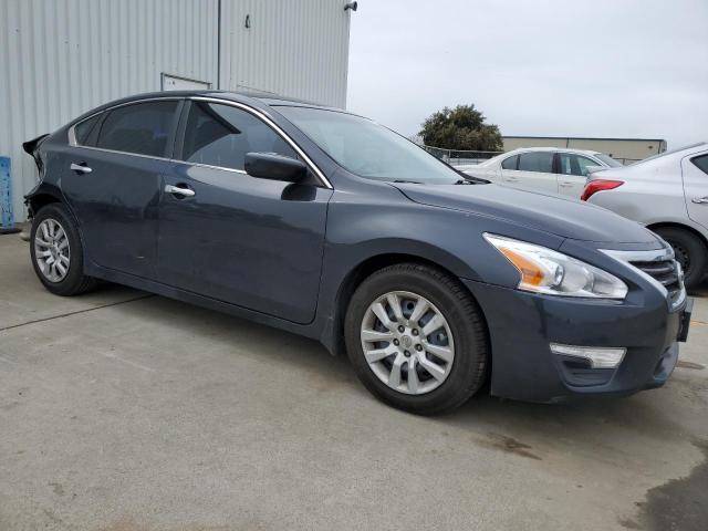 2015 Nissan Altima 2.5 - Image 4